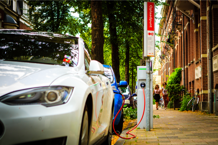 Slim laden: goed voorbereid op 2 miljoen elektrische auto’s in 2030